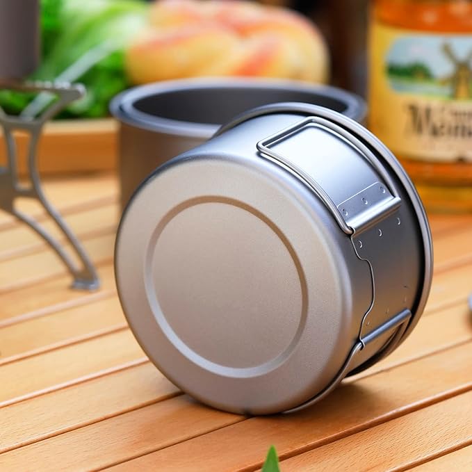 Titanium Bowl Pot with Foldable Handle Single-Wall Titanium Cooking Tableware Bowl with Folding Handle for Outdoor Camping Hiking Picnic (600ML with Lid)