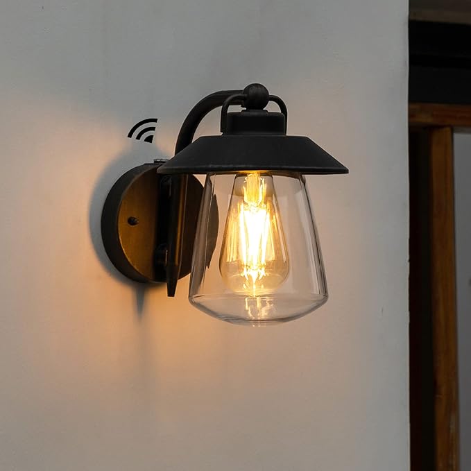 LUTEC Outdoor Dusk to Dawn Wall Lantern Farmhouse Barn Wall Light Fixture Antique Rust Finish Wall Mount Light Waterproof Porch Light with Clear Glass for Exterior Patio(Bulb Included)