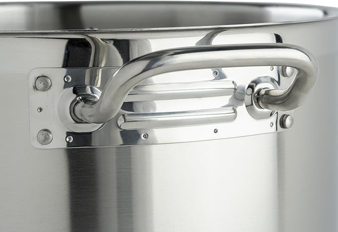 Winware Stainless Steel 24 Quart Stock Pot with CoverSilver