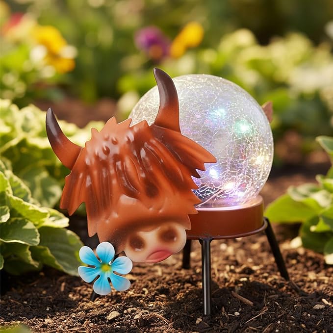 Solar Lights Outdoor Highland Cow Decor with Crackle Glass Globe Lights - Cute Metal Cow Decor for Yard Lawn Patio Porch Pathway Tabletop Housewarming Gifts for Mom Women