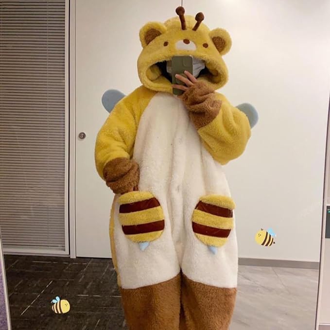 Warm one-piece blanket pajamas in autumn and winter cute shark capybara robe hooded coral velvet padded velvet home clothes.