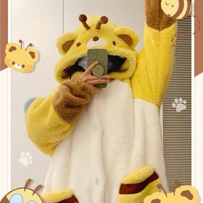 Warm one-piece blanket pajamas in autumn and winter cute shark capybara robe hooded coral velvet padded velvet home clothes.