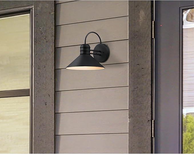 Westinghouse 6120500 Watts Creek Craftsman-Style One Light Outdoor Wall Fixture with Dusk to Dawn Sensor Textured Black Finish