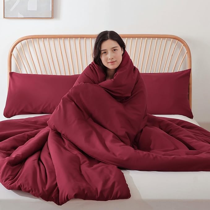 ROSGONIA Full Size Comforter Sets for Girls Boys Kids Dark Red 3pcs Comforter Full Size (1 Comforter &amp 2 Pillowcases) Lightweight Dorm Bedding Sets