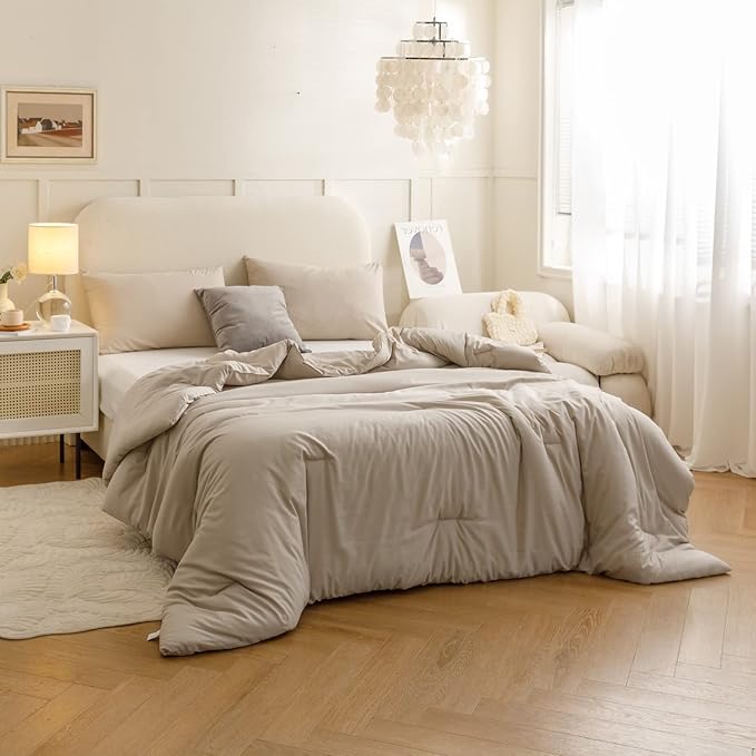 ROSGONIA Oversized Queen Comforter Oatmeal 3pcs (1 Comforter &amp 2 Pillowcases) Lightweight Oversized Queen Comforter Sets Bedding Blanket Quilts
