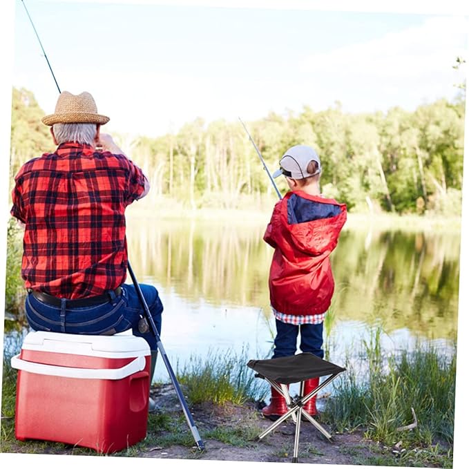 Happyyami 1set Portable Folding Stool Lightweight Outdoor Camping Chair Compact Space-Saving Design for Fishing Picnics and to Carry for Outdoor Activities