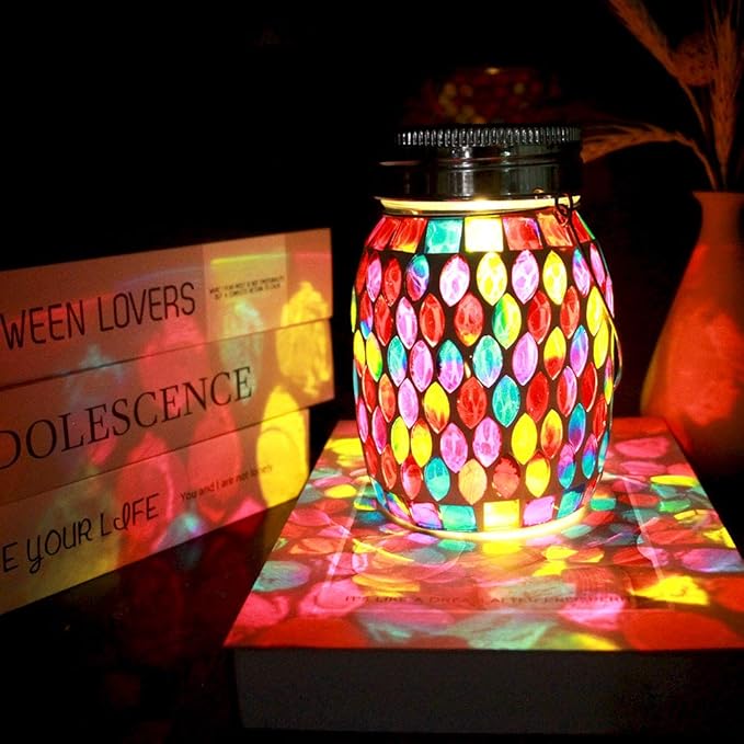 Mosaic Lights Outdoor Hanging Lanterns Rechargeable Mosaic Solar Lanterns Outdoor Waterproof Solar Night Lights Table Lamps for Decorations