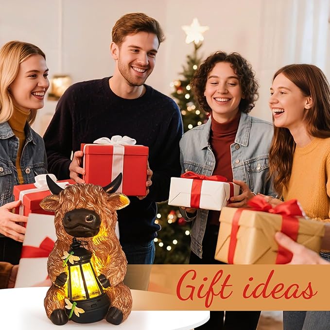 DKJOCKY Highland Cow Garden Decor Statue with Solar Light Lantern Birthday Gifts for Women Mom Grandma Funny Waterproof Resin Figurine Outdoor Decorations for Yard Patio Lawn Balcony Porch