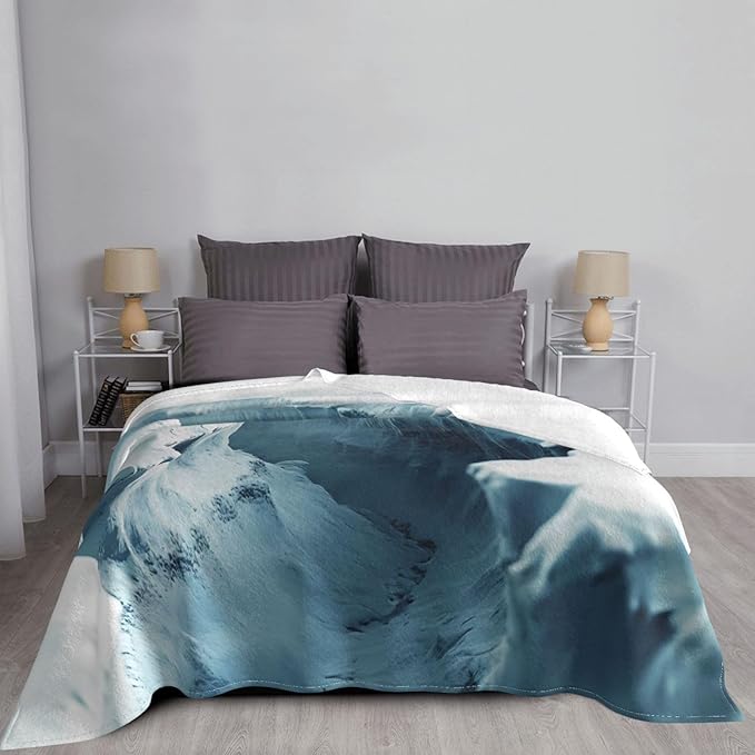 Glacier Cracks Soft Fleece Blanket 60 * 50 inch Soft Sofa Blanket Suitable for Sofa Camping Travel Night Cover Blanket