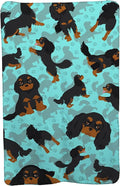 Caroline's Treasures MLM1038TBLT Black and Tan Cavalier King Charles Spaniel Soft Travel Blanket with Bag Airplane Blanket Indoor Outdoor Camping Blanket for Traveling Picnics Beach Trips Concerts