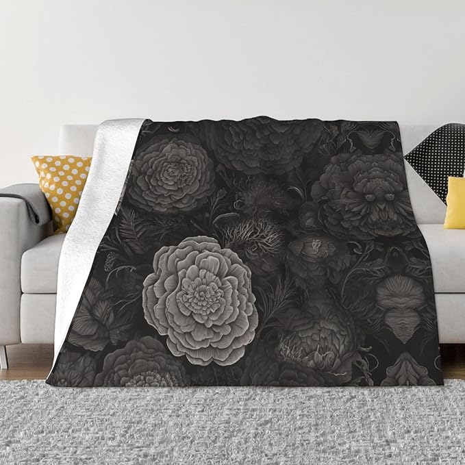 Dark 80x60 Printed Soft Fleece Blanket for Sofa Bed and Camping - Cozy Blanket for Travel Picnics Nighttime Use