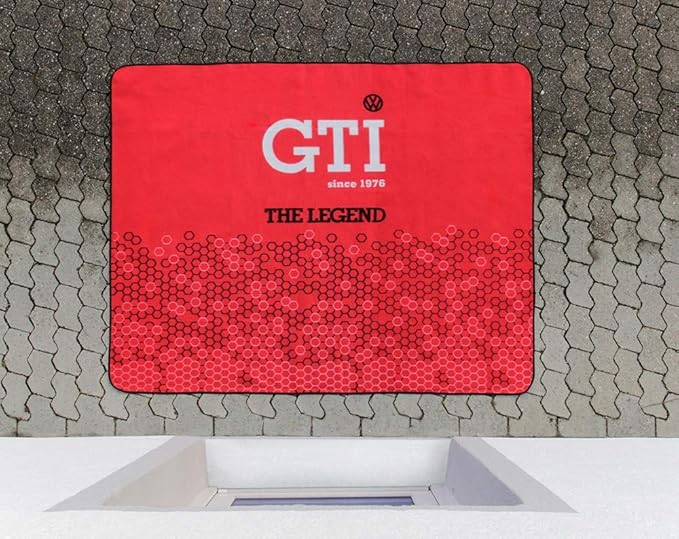 BRISA VW Collection - Volkswagen Picnic Cuddle Throw Blanket GTI (GTI The Legend/Red/200x150cm/59x78.7 in.)
