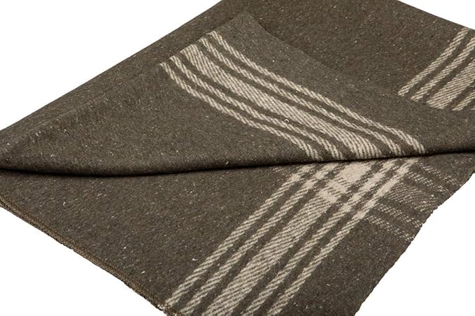 Farm Blue Wool Blanket Military Style - Thick &amp Lightweight Army Camping Blankets 80x62 - Large Camp Survival Blankets - Car Hiking Backpacking &amp Festivals (French Olive with a Light Tan S