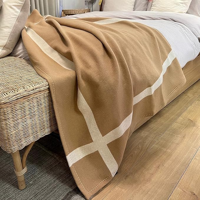 Wool Blanket &amp Throws 90% Wool Warm Blanket Soft Couch Blankets 75x55 Twin Throw Blankets for Living Room Camping Outdoors or Car Travel with Exquisite Box for Gift (Camel)