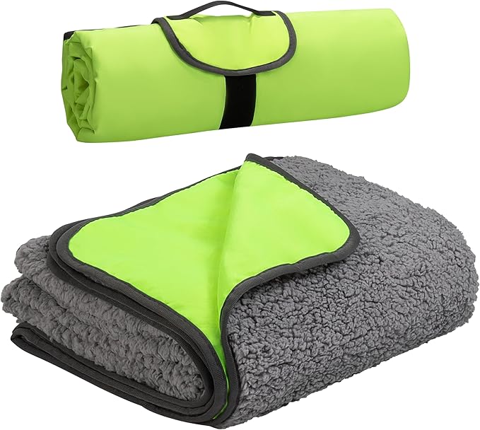Tirrinia Large Waterproof Outdoor Blanket Soft Warm Windproof Stadium Blanket with Sherpa Fleece and Foldable for Outdoor Sport Baseball Football Beach Concerts Car