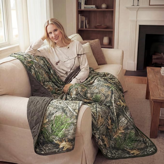 LOOGU Camo Blanket Waterproof Insulation Poncho Liner for Outdoor Camping Hiking Hunting Survival Backpacking Picnicking