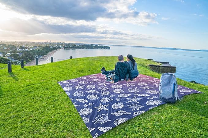 WEKAPO Beach Blanket Waterproof Sandproof &amp Sand-Free Beach Mat with Stakes &amp Built-in Storage Bag – Oversized Extra Large Perfect for Outdoor (Deep Blue Sea Shells 8 X 7 FT (1~4 Person))