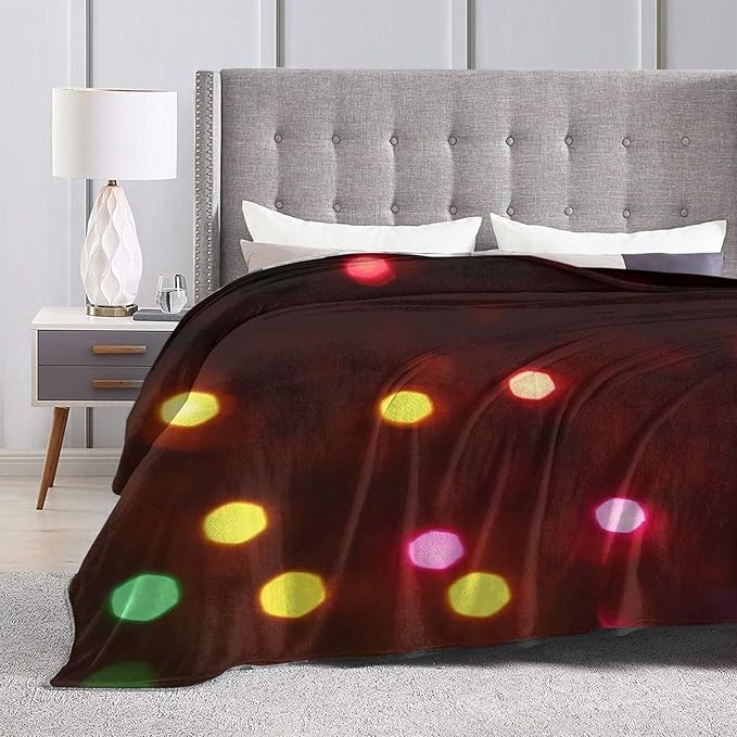 80X60 Christmas Lights Glowing Lightweight Flannel Blanket - Soft and Breathable Polyester Suitable for Travel Camping and Home Decoration