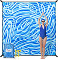 Diveblues Beach Blanket Oversized Extra Large 110 * 118/ 9 * 10 FtBeach Mat Waterproof SandproofSoft and Durable Picnic Mat for Travel Camping Beach Vacation4 Stakes &amp 1 Travel Bag