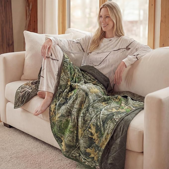 LOOGU Camo Blanket Waterproof Insulation Poncho Liner for Outdoor Camping Hiking Hunting Survival Backpacking Picnicking