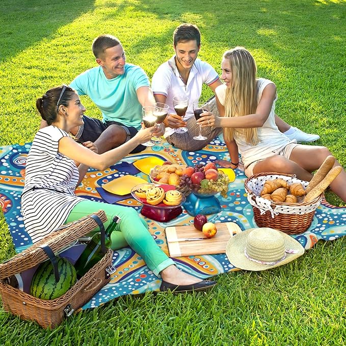 Waterproof Sandproof Beach Blanket 59''×68'' Bread Starfish Polyester Outdoor Picnic Blanket with 4 Stakes &amp Storage Bag for BeachCampingVacation Blue