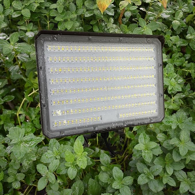 150W LED Outdoor LED Flood Light 21000LM 1500W Equivalent AC100-277V 5000K Daylight IP65 Waterproof Outdoor Sercurity Light for Landscape/Parking Lot