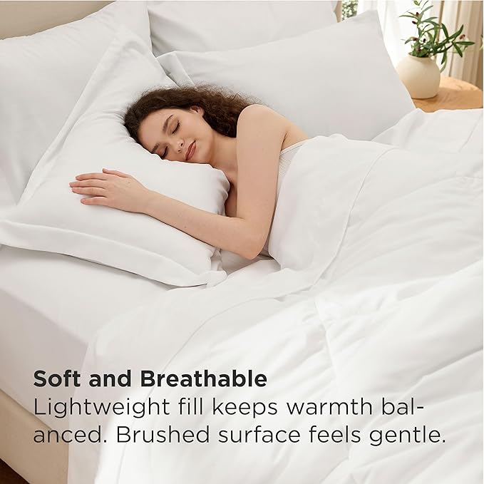 Bedsure 7 Pieces Full Comforter Set Premium Series Hotel Luxury Soft Bed in a Bag Goose Down Alternative Safe for Sensitive Skin Bedding Comforter All Season Medium Warmth White Wavy Quilted
