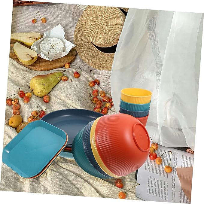 Camping Dinnerware Set Plate and Bowl Set Cups Pp Material for Outdoor Activities Black