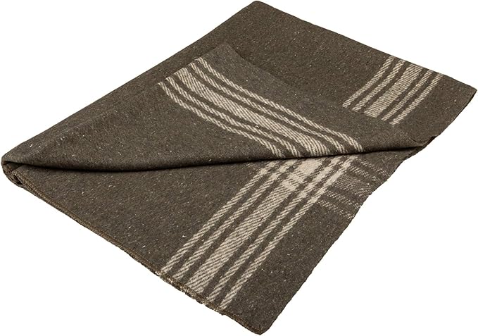 Farm Blue Wool Blanket Military Style - Thick &amp Lightweight Army Camping Blankets 80x62 - Large Camp Survival Blankets - Car Hiking Backpacking &amp Festivals (French Olive with a Light Tan S