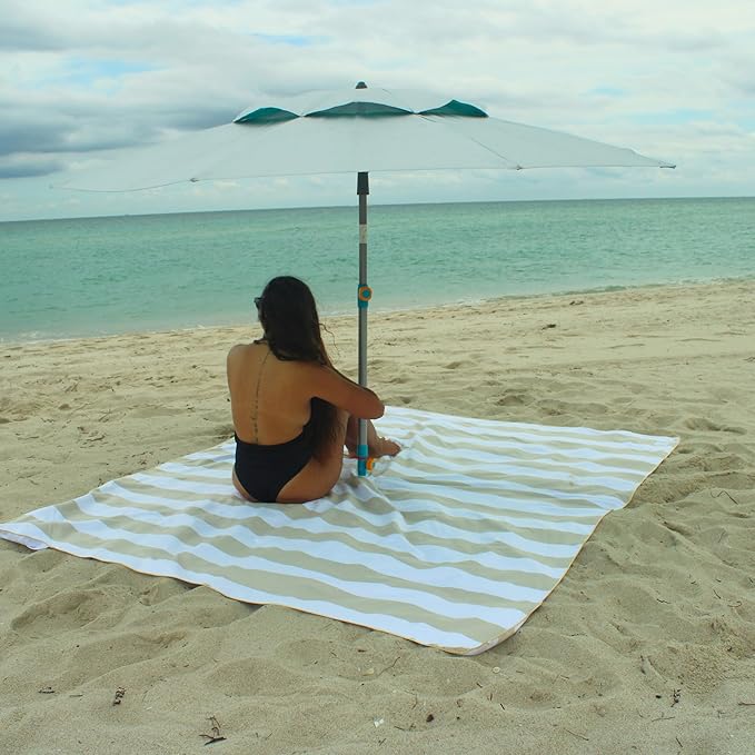 Plush Microfiber Beach Blanket Extra Large Beach Mat for 3-6 Persons Sandproof Windproof | Hole for Umbrella Corner Sand Pockets to Fight Wind (Bag for Blanket Included)