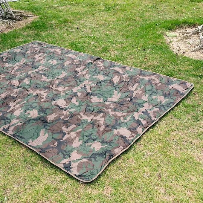 LOOGU Camo Blanket Waterproof Insulation Poncho Liner for Outdoor Camping Hiking Hunting Survival Backpacking Picnicking
