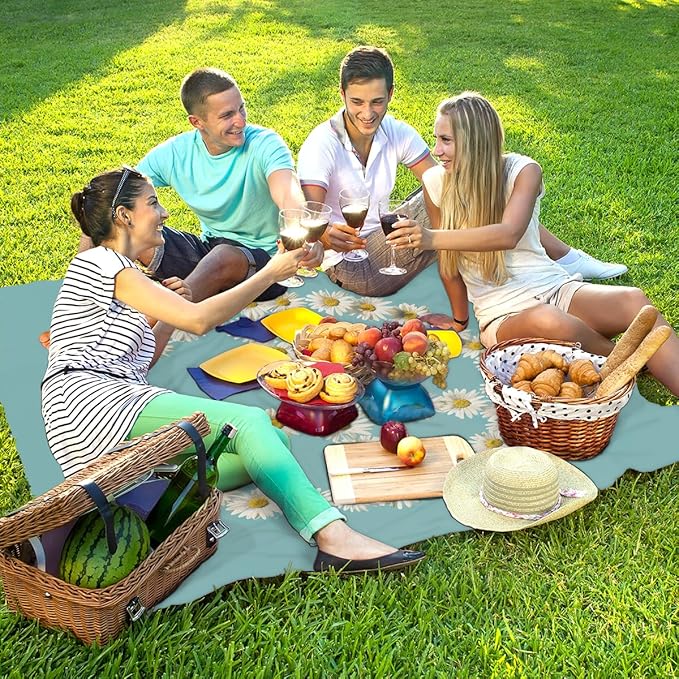 Waterproof Sandproof Beach Blanket 59''×68'' Peace Wreath Polyester Outdoor Picnic Blanket with 4 Stakes &amp Storage Bag for BeachCampingVacation Light Green