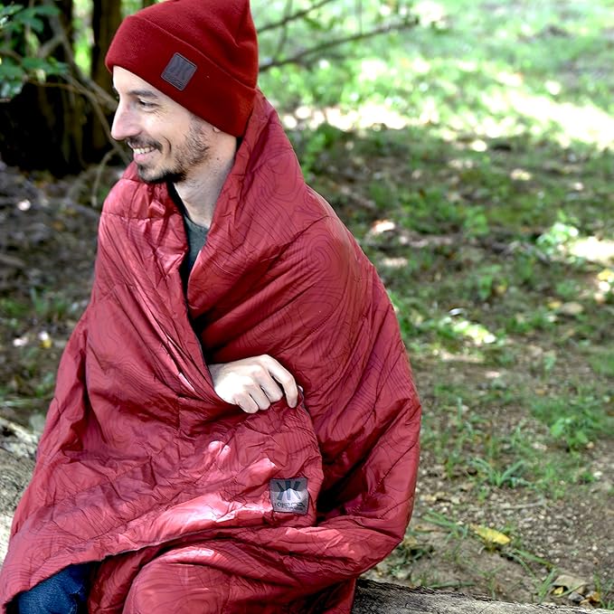 Kijaro Native Camp Quilt | Printed Outdoor Camping Blanket | 55 x 79 | Warrens Red 1-Person