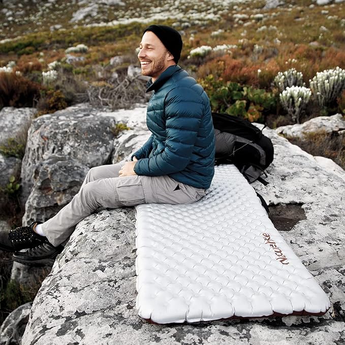 Naturehike Ultralight Insulated Sleeping Pad with R5.8 3.2in Thickened Patchworkable Inflatable Double Sleeping Mat for Camping Hiking Climbing with Inflatable Bag