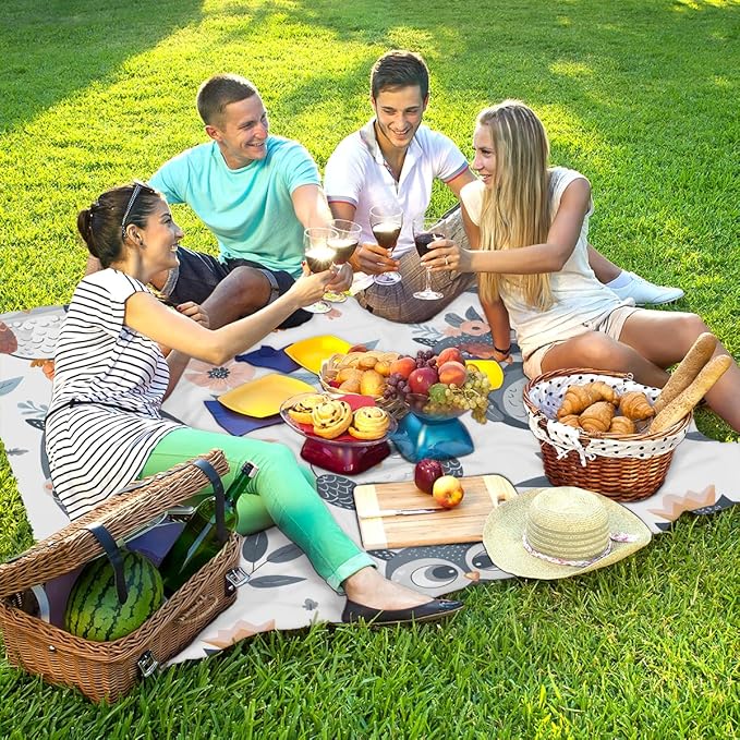 Waterproof Sandproof Beach Blanket 59''×68'' Owls Polyester Outdoor Picnic Blanket with 4 Stakes &amp Storage Bag for BeachCampingVacation Dark Grey