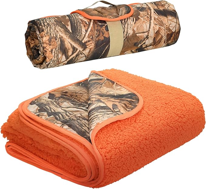 Tirrinia Large Waterproof Outdoor Blanket Soft Warm Windproof Stadium Blanket with Sherpa Fleece and Foldable for Outdoor Sport Baseball Football Beach Concerts Car