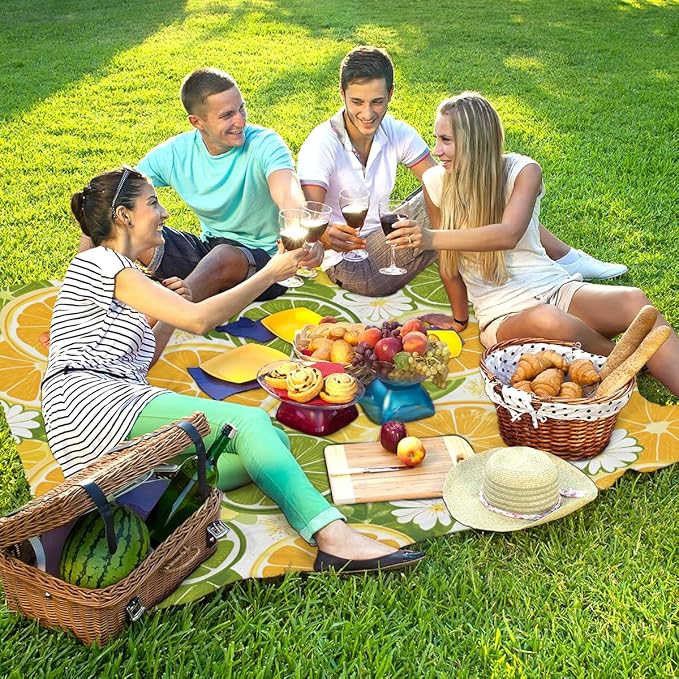 Waterproof Sandproof Beach Blanket 59''×68'' Lemon Seamless Pattern Polyester Outdoor Picnic Blanket with 4 Stakes &amp Storage Bag for BeachCampingVacation