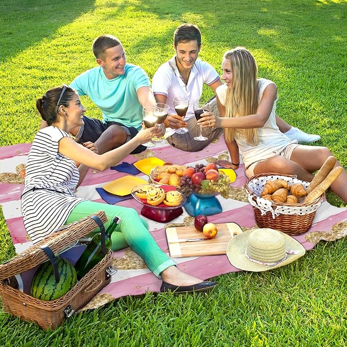 Waterproof Sandproof Beach Blanket 59''×68'' Golden Heart Pattern Polyester Outdoor Picnic Blanket with 4 Stakes &amp Storage Bag for BeachCampingVacation