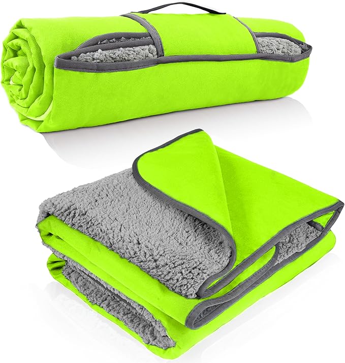 Tirrinia Waterproof Outdoor Blanket with Sherpa Lining Windproof Triple Layers Warm Comfy Foldable for Camping Stadium Beach Picnic Grass Concerts Car Dog 51''X 59'' &amp 59''X 80''