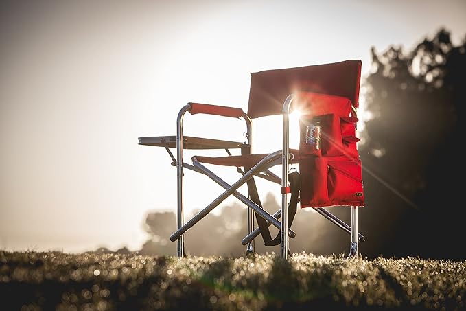 PICNIC TIME Disney Cars Lightning McQueen Sports Chair with Side Table Folding Beach and Camp Chair Portable Outdoor Chair with Carry Strap and Storage Pockets (Red)