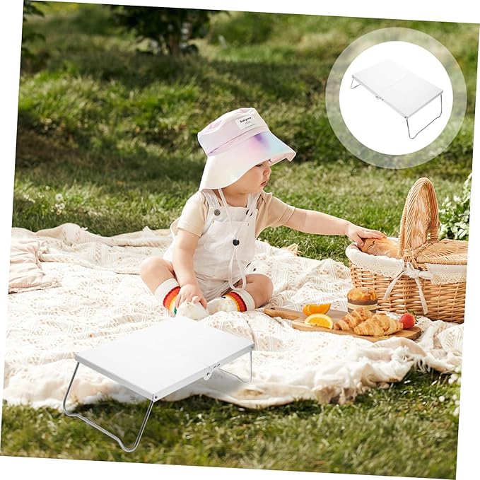 Lightweight Folding Camping Table Shelf Style Grill Table for Outdoor Beach Patio