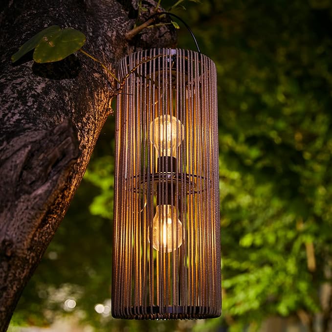 Solar Lanterns Outdoor Waterproof Hanging Rattan Weaving Solar Garden Lanterns Solar Powered with HandleDecorative Retro Rattan Lights for Garden / Yard / Patio / Porch.