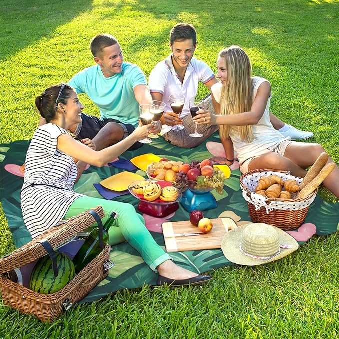 Waterproof Sandproof Beach Blanket 59''×68'' Artificial Palm Leaves Polyester Outdoor Picnic Blanket with 4 Stakes &amp Storage Bag for BeachCampingVacation Green