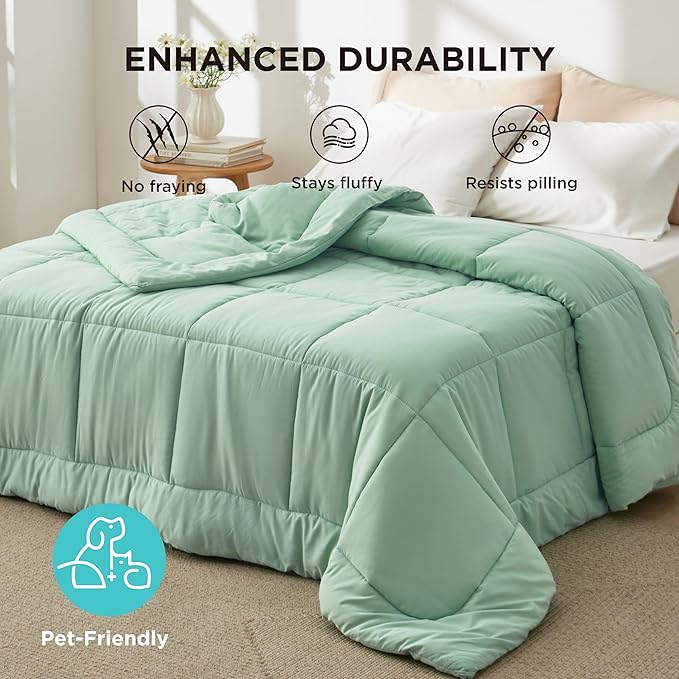 Bedsure Comforter Duvet Insert - Quilted Comforters Full Size All Season Duvet GentleSoft Down Alternative Bedding Blanket with 8 Tabs Gifts for Women/Men Sage Green Full 86 x 82 Inches