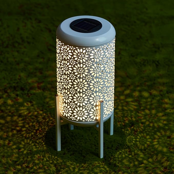 Glitzhome Solar Lantern White Metal Cutout Flower Pattern Outdoor Hanging Solar Light with Stand for Garden Patio Yard Outdoor Decor