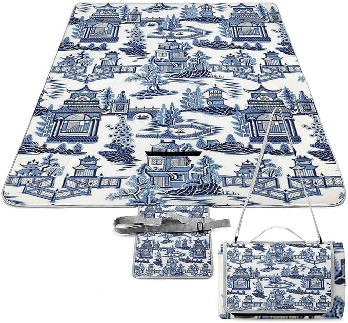 Blue and White Chinese Style Chinoiserie Folk Waterproof Outdoor Picnic Blanket Sandproof Beach Mat for Camping Hiking Grass Travelling