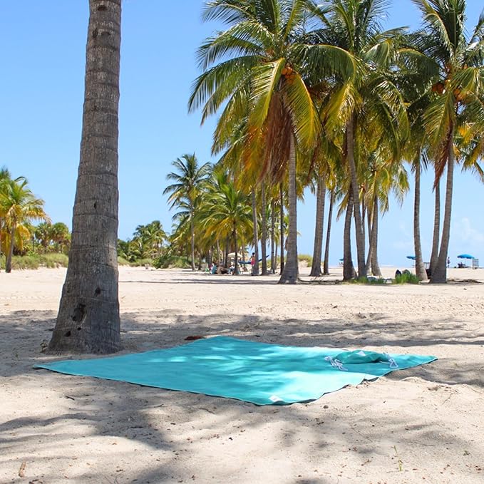 Plush Microfiber Beach Blanket Large Beach Mat for 1-4 Persons Sandproof Windproof | Hole for Umbrella Corner Sand Pockets to Fight Wind (Bag for Blanket Included)
