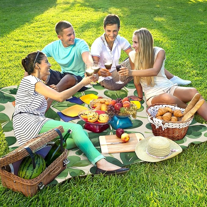 Waterproof Sandproof Beach Blanket 59''×68'' Four-Leaf Clover Polyester Outdoor Picnic Blanket with 4 Stakes &amp Storage Bag for BeachCampingVacation Greener