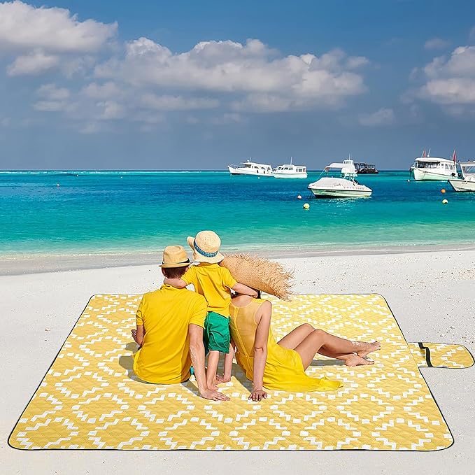 Waterproof Sandproof Travel Blanket Large Yellow Picnic Mat for 2-4 Adults Lightweight Beach Blankets with Carry Strap Foldable Outdoor Blankets for Camping Grass Park
