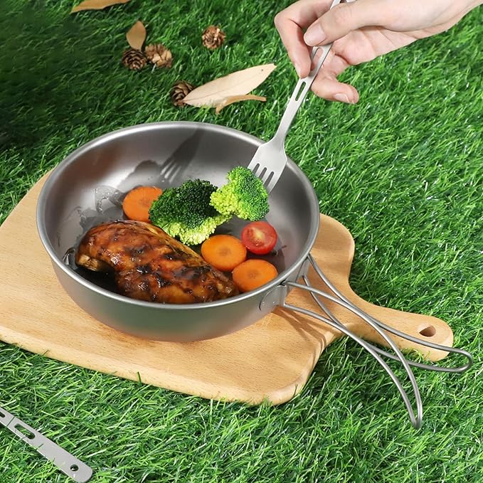 Camping Frying Pan Ultralight Titanium Outdoor Cookware for Hiking Backpacking Portable Folding Handle Mess Kit Skillet (700ml/1200ml)